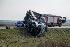 How Can a Truck Accident Lawyer Help?